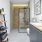 Apartamento River View - Widok Na Wodę, Parking W Hali, Winda, 3pok I 5 łóżek, Klima, Netflix I Max, Centrum Iława