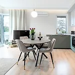 River View - Widok Na Wodę, Parking W Hali, Winda, 3pok I 5 łóżek, Klima, Netflix I Max, Centrum *