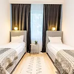 River View - Widok Na Wodę, Parking W Hali, Winda, 3pok I 5 łóżek, Klima, Netflix I Max, Centrum Iława