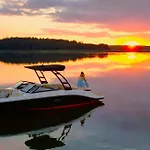 River View - Widok Na Wodę, Parking W Hali, Winda, 3pok I 5 łóżek, Klima, Netflix I Max, Centrum Apartamento