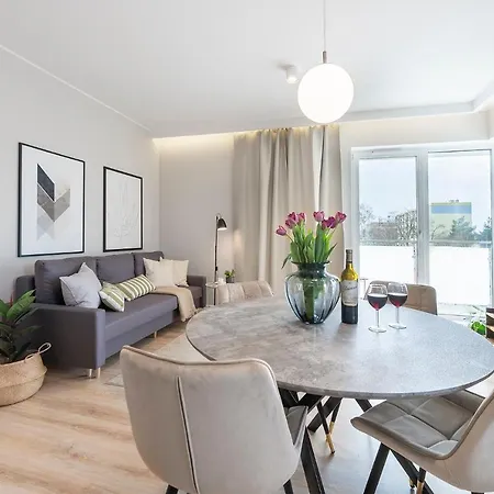 River View - Widok Na Wode, Parking W Hali, Winda, 3pok I 5 Lozek, Klima, Netflix I Max, Centrum