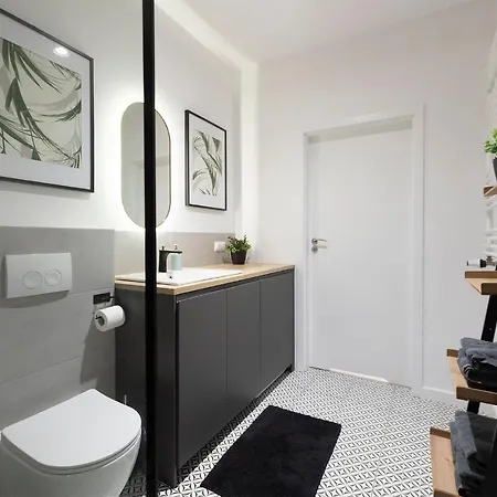 River View - Widok Na Wode, Parking W Hali, Winda, 3pok I 5 Lozek, Klima, Netflix I Max, Centrum *