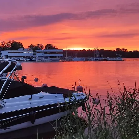 River View - Widok Na Wode, Parking W Hali, Winda, 3pok I 5 Lozek, Klima, Netflix I Max, Centrum