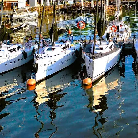 River View - Widok Na Wode, Parking W Hali, Winda, 3pok I 5 Lozek, Klima, Netflix I Max, Centrum Daire